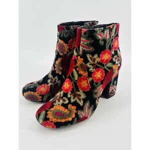 Mia Boots Women 7 Black Multi Floral Rosebud Embroidered Zip Ankle Bootie